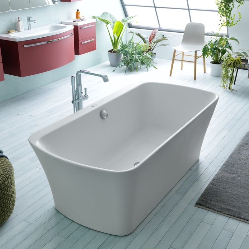 Cada  freestanding acryl   180/90 Mary  alb lucios  Kolpasan Slovenia